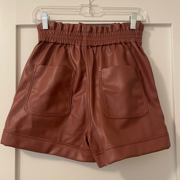 ZARA faux leather shorts in size 2 - Picture 3 of 4